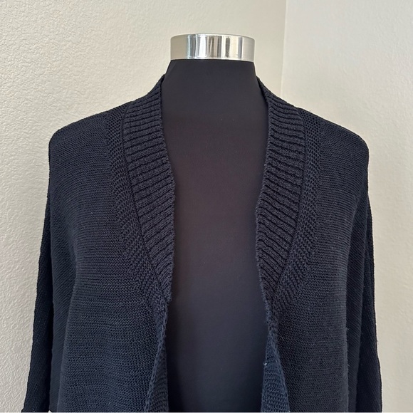 Akemi + Kin by Anthropologie Black Oversized Open Front Knit Cardigan - Picture 3 of 12